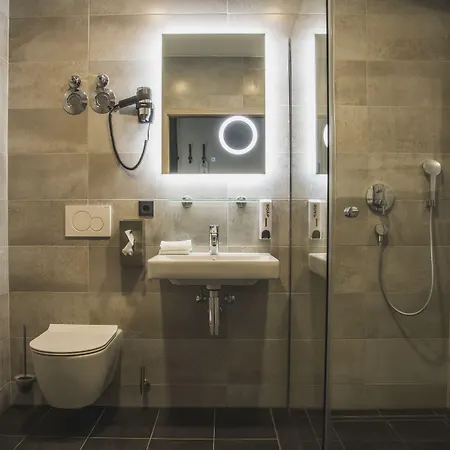 Hayta Stuttgart Airport Messe 3*