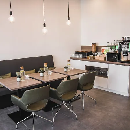 Hotel Hayta Stuttgart Airport Messe