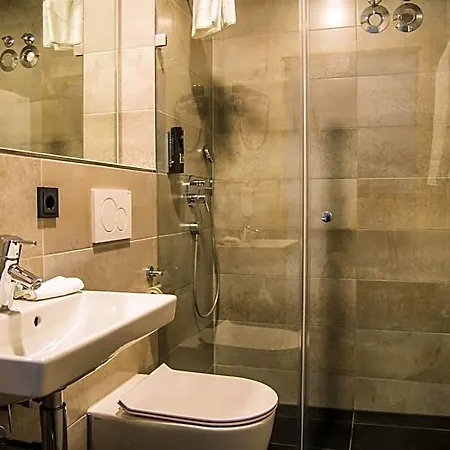 Hotel Hayta Stuttgart Airport Messe 3*