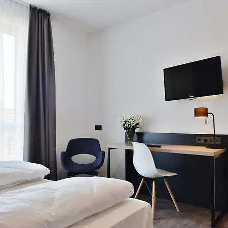 Hotel Hayta Stuttgart Airport Messe